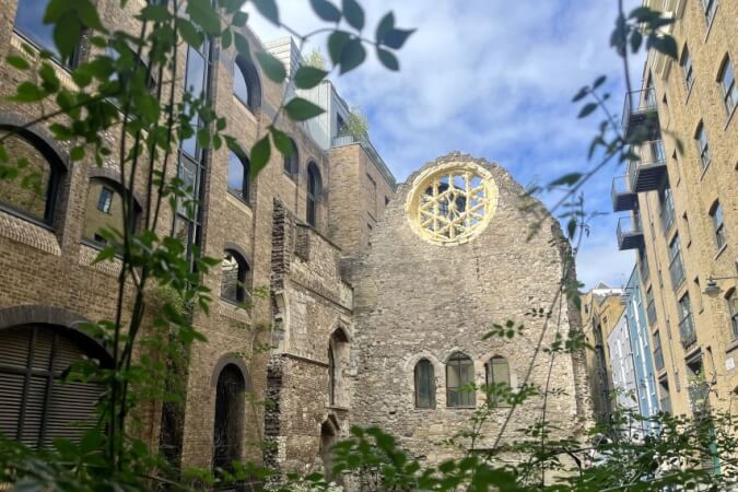 Witches and History Magical Walking Tour in London