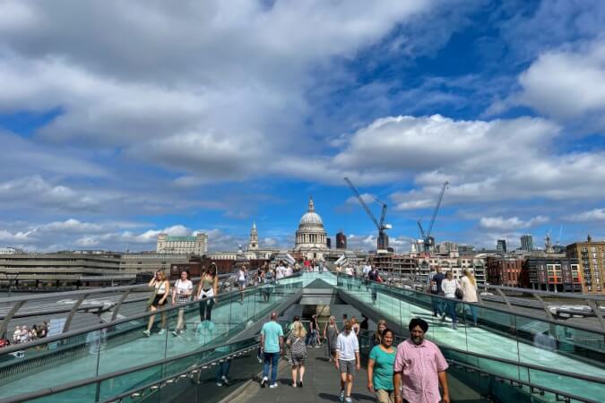 Witches and History Magical Walking Tour in London